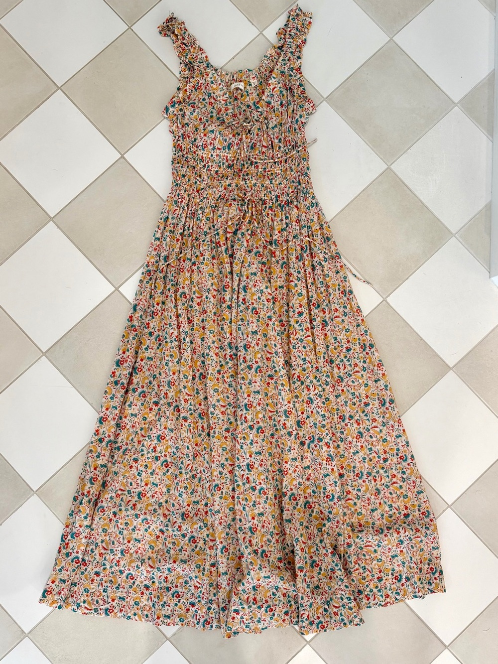 DÔEN Emmaretta Maxi Dress - Wild Clover Floral - Medium - Picture 8 of 9